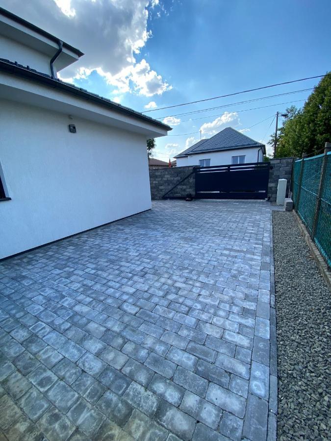Twin House Διαμέρισμα Gyál Εξωτερικό φωτογραφία