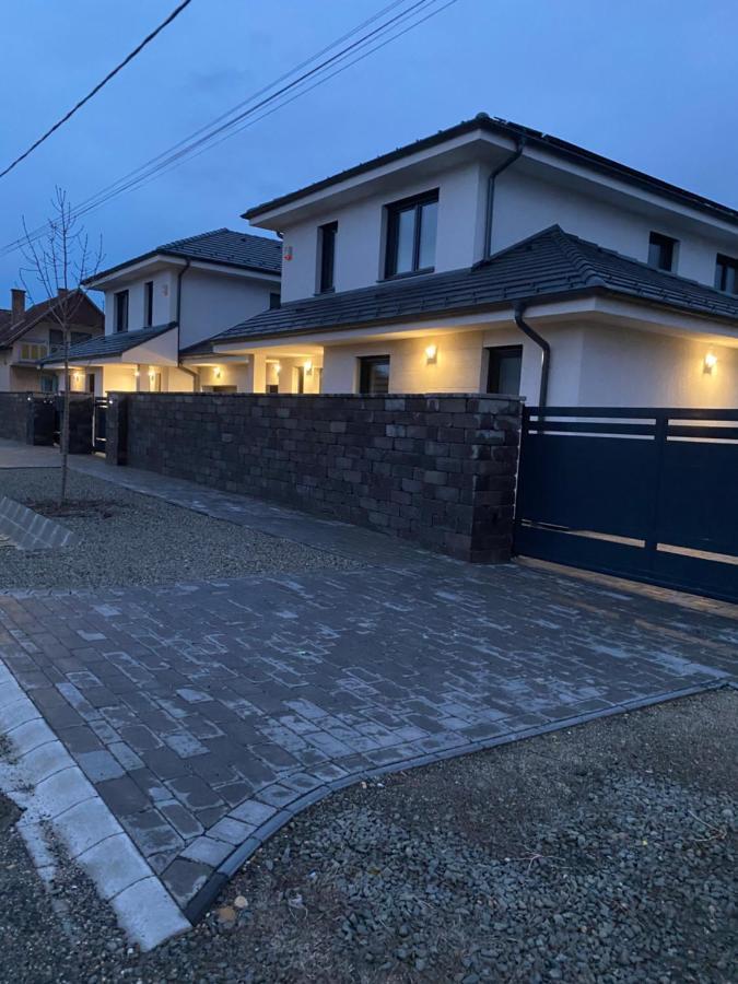 Twin House Διαμέρισμα Gyál Εξωτερικό φωτογραφία